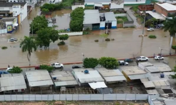 Inmet emite alerta laranja para mais de 100 municípios baianos; saiba quais