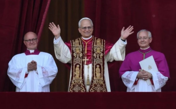 ‘Pontifex’: Papa Leão XIV cria conta no Instagram e ganha 10 milhões de seguidores