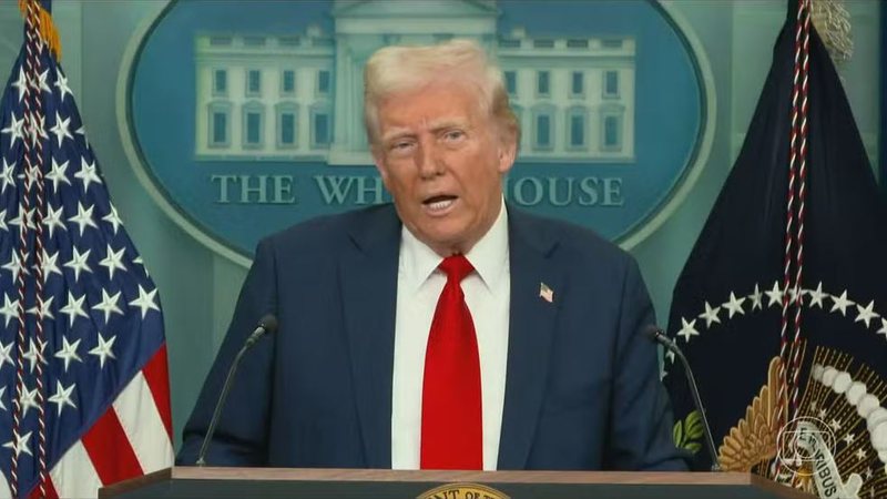 Tarifaço: Trump anuncia acordo com Reino Unido