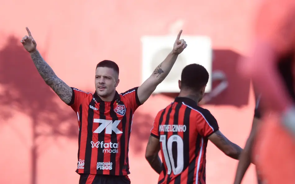 Vitória mostra força defensiva, vence o Bragantino e deixa o Z-4