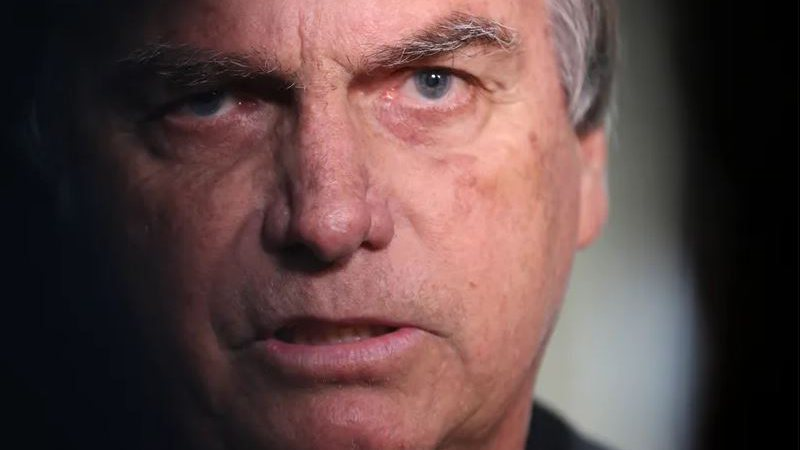 image-8 PF filmou momento em que pen drive é encontrado no banheiro de Jair Bolsonaro